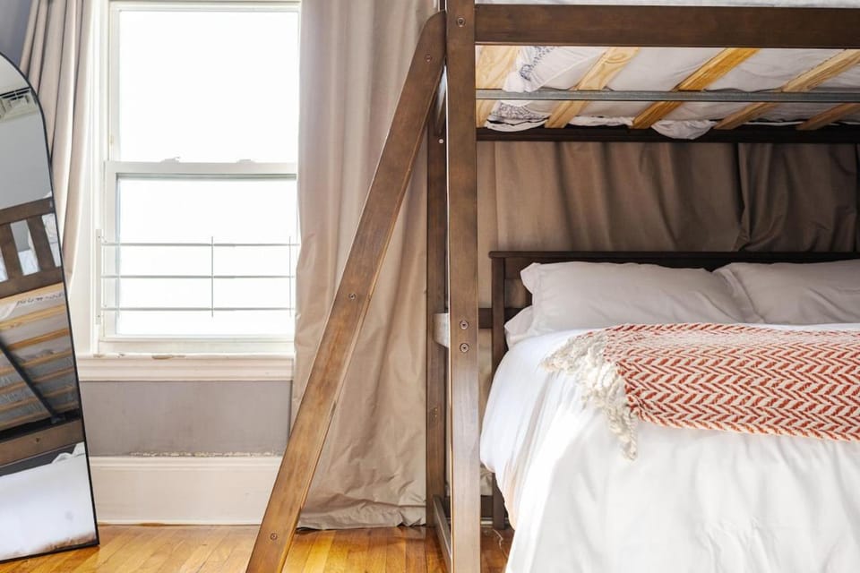 Cozy 3BD, 1BA in Boston - Franklin Park Zoo, Boston Common Apartment in Boston