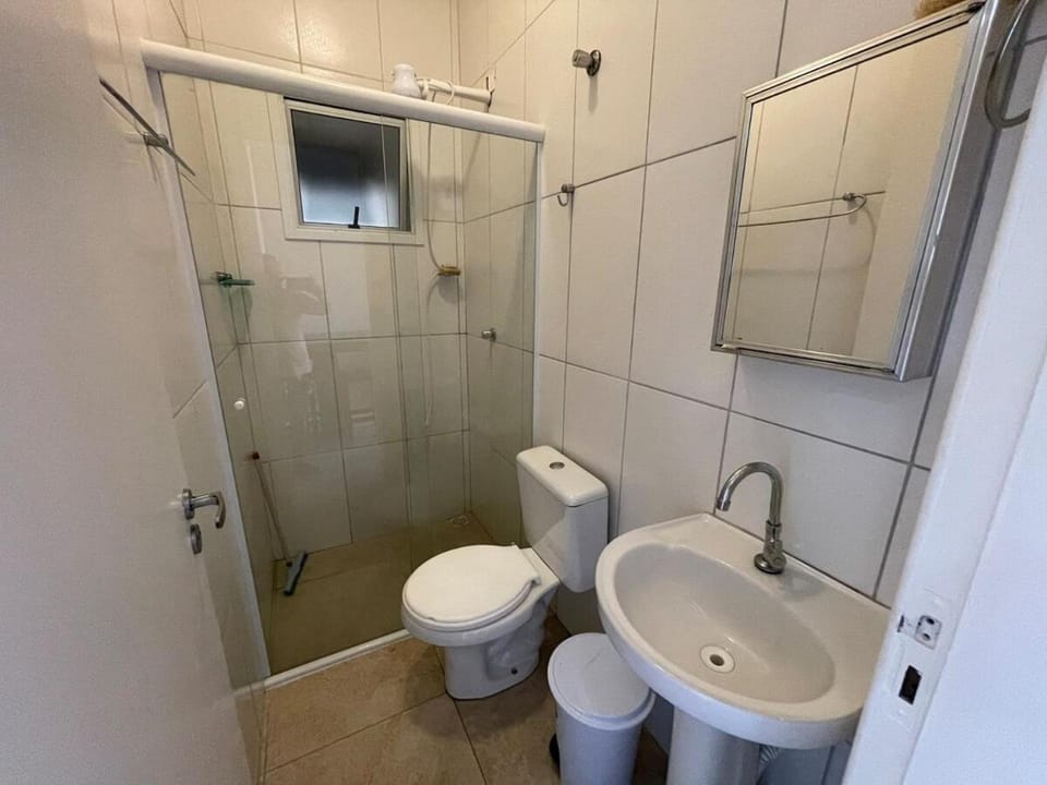 Apartamento em Caiobá a poucos metros da praia! Apartment in State of Paraná