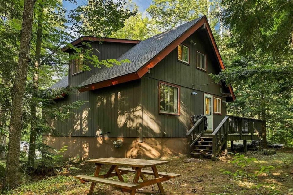 Gunstock Getaway at Lake Winnipesaukee, Close to Mtn and Lake House in Gilford