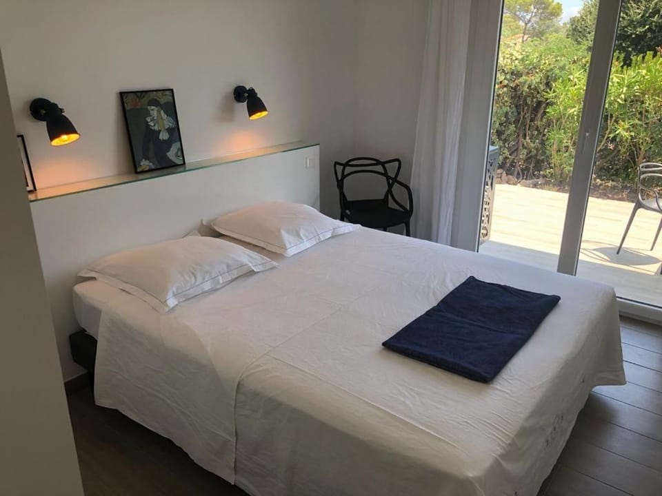 Agréable appart, refait à neuf, calme, 5mn mer, Calanques St Aygulf Apartment in Roquebrune-sur-Argens