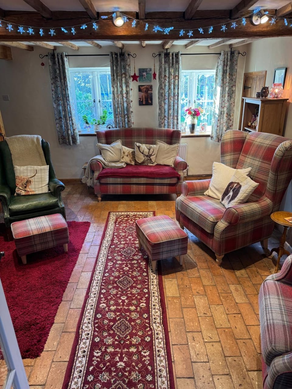 Cosy Flint Cottage House in St Edmundsbury District