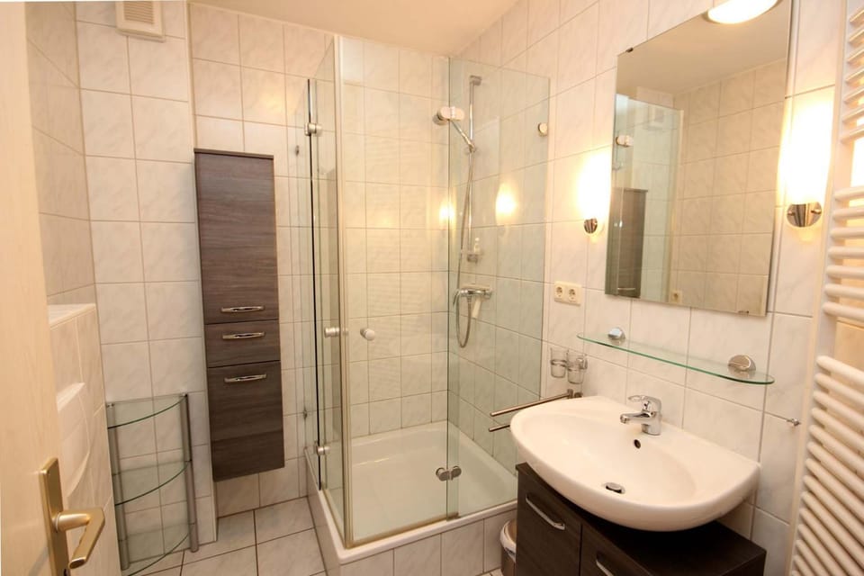 Haus Margarete - by Rujana Apartment in Binz