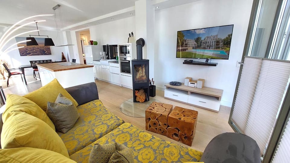 TV and multimedia, Living room
