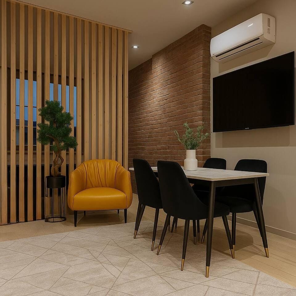 KING Bed • Elevated City Retreat • Free Parking Apartment in Pittsburgh