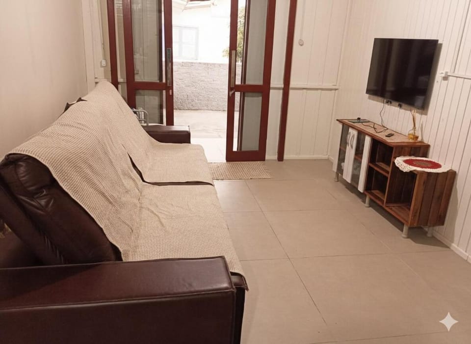 Casa da Tranquilidade - 2 quadras da praia House in State of Santa Catarina