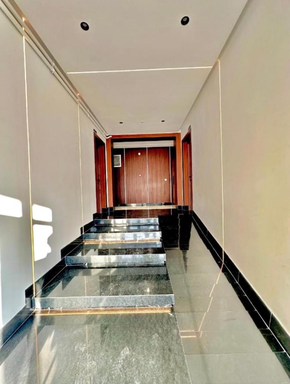 Nouvelle Soukra - Luxury Pool View Suite Apartment in Tunis Governorate, Tunisia