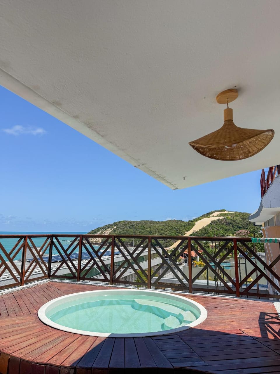 Hot Tub, Swimming pool
