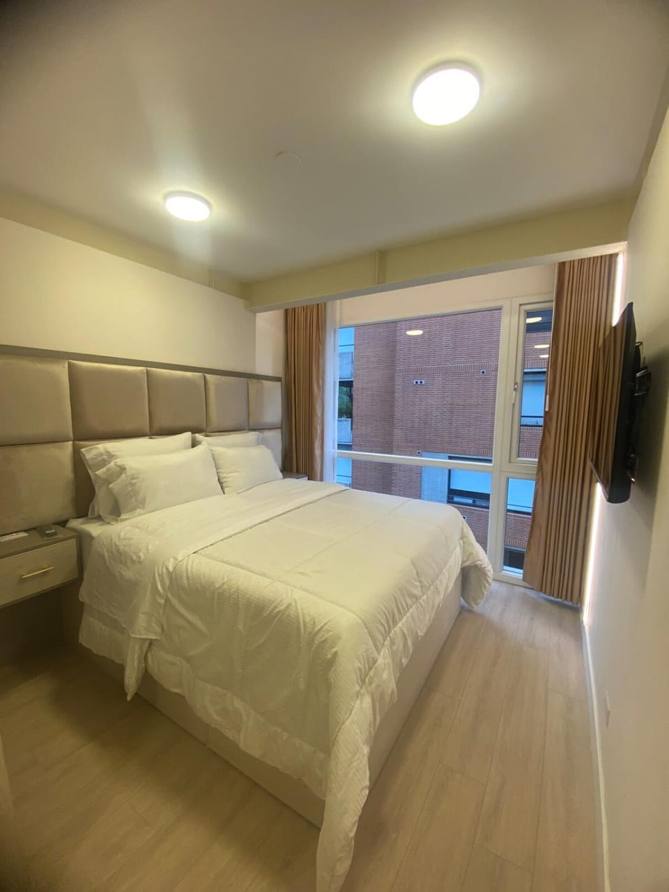 Elegant 1-Bedroom Apartment with Coworking Space Apartment in Bogota