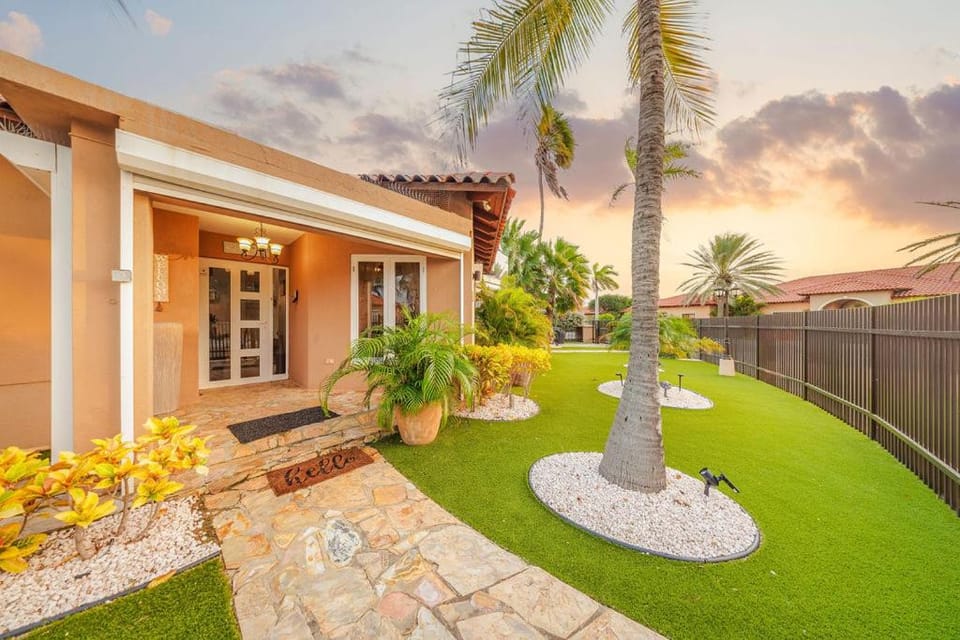 Property building, Garden, Garden view
