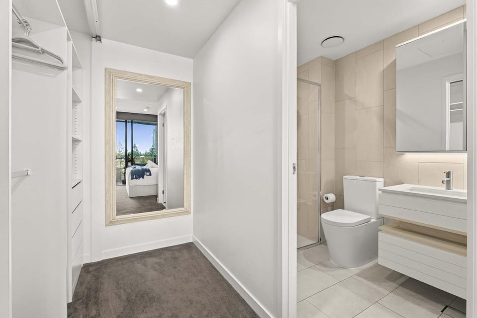 Elite Luxury Residence 5 Star Resort Broadbeach Apartment in Gold Coast