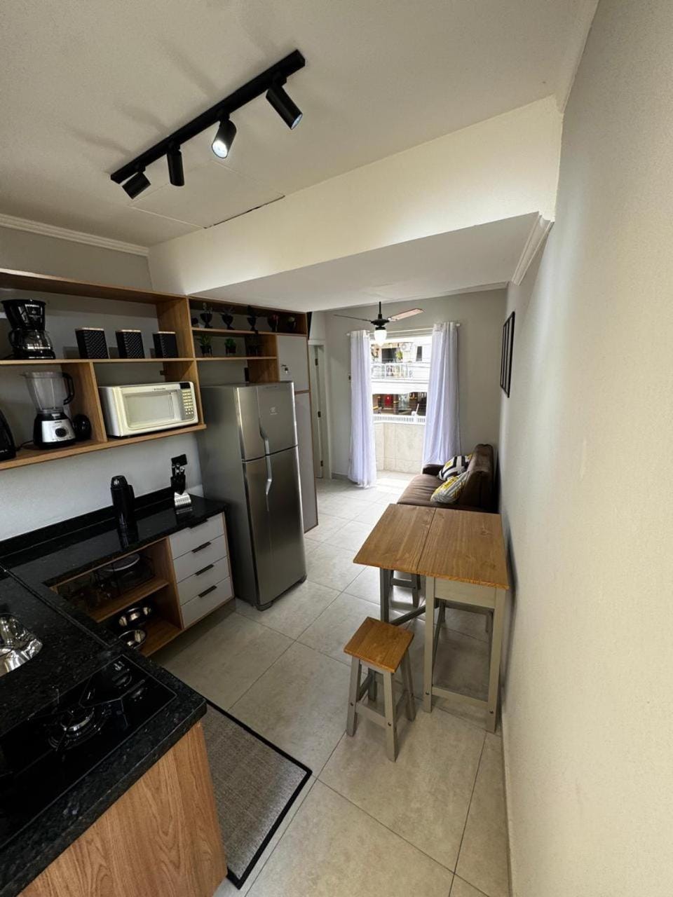 Kitchen or kitchenette, Dining area, pet friendly, stove