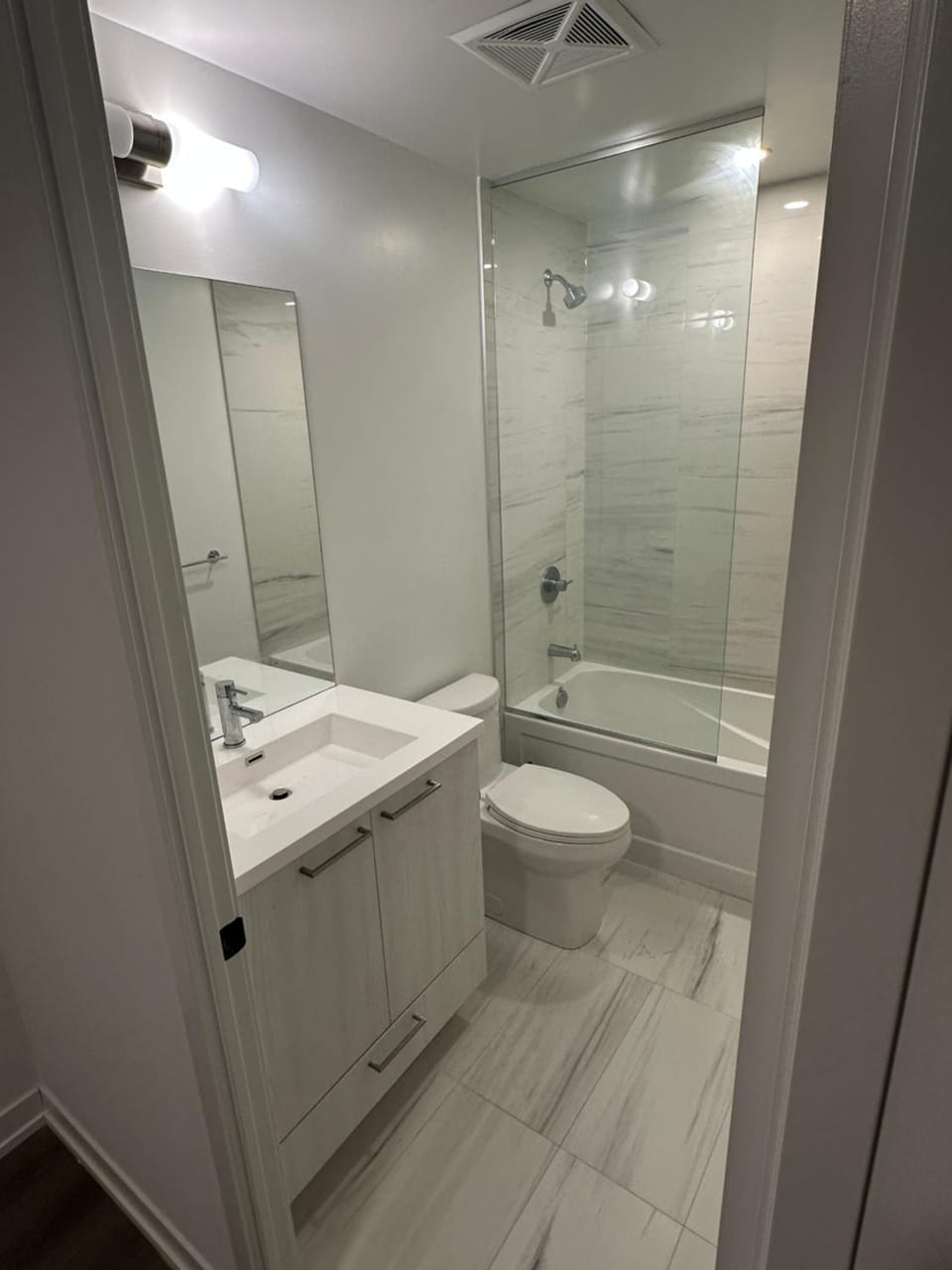 The Comfy Haven Apartment in Romford