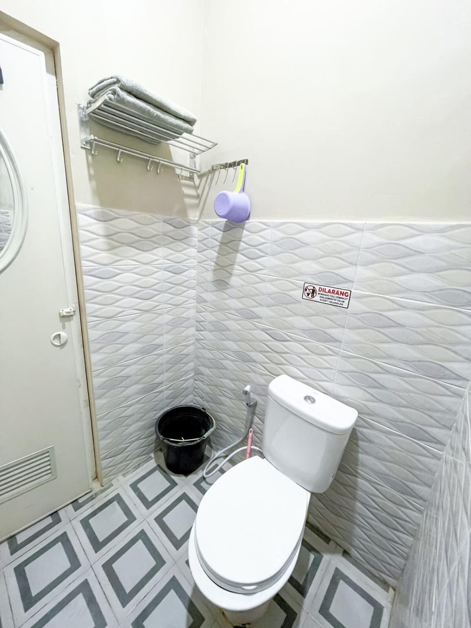 SYARIAH - 3BR Homeyy by Sakura House in West Java
