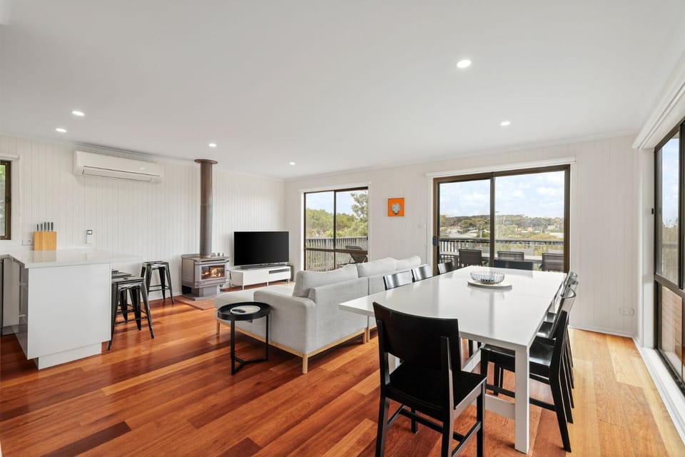 Smiths Beach Sanctuary House in Smiths Beach