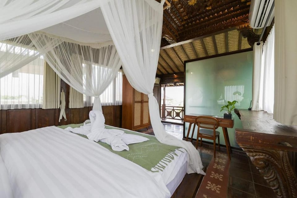 1BR Japanese Inspired Bali Villa in Kerobokan Villa in North Kuta