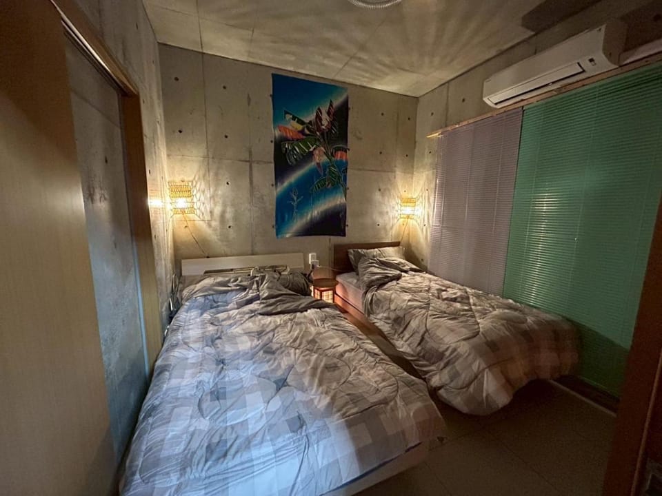 オランウータンApple House Ginowan Apartment in Okinawa Prefecture