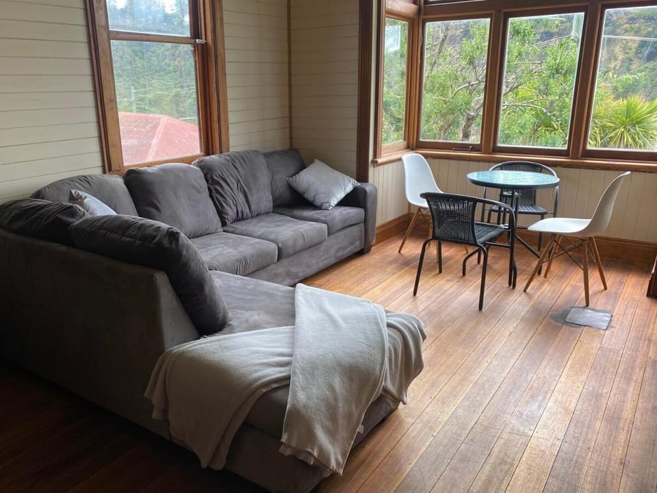 Stone Walls House in Branxholm