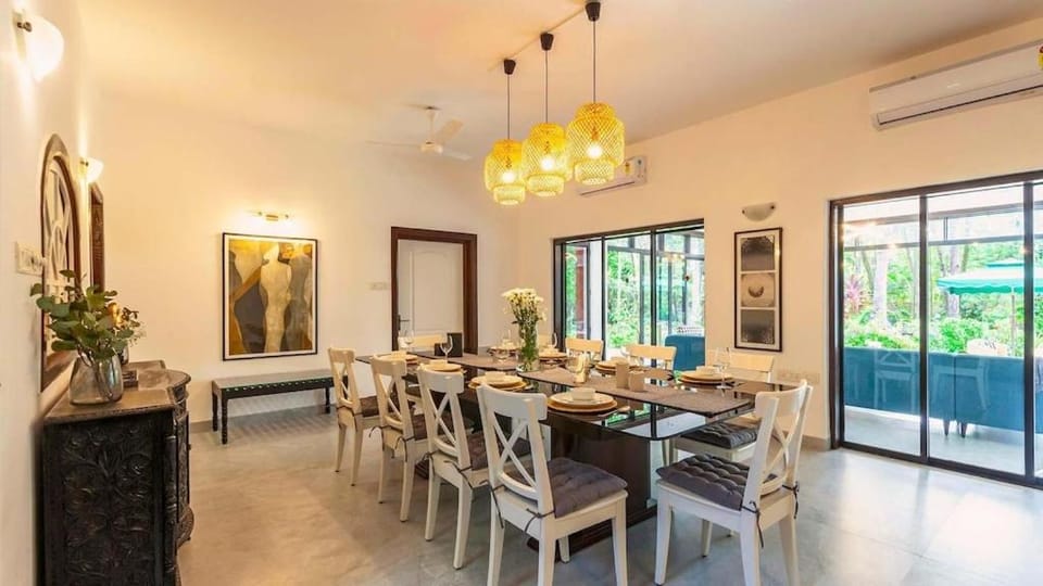 Vaadal Vaat Villa in Alibag
