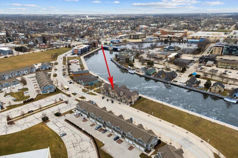 Waterfront Sheboygan Condo Apartment in Sheboygan