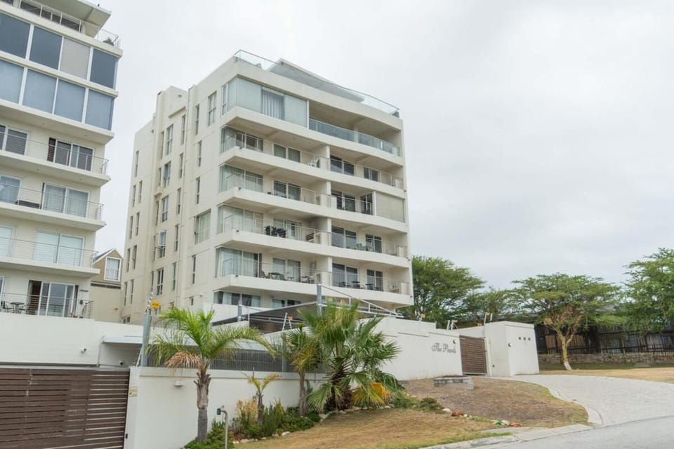 The Pearls Brooke's Hill Signature Stay Apartment in Port Elizabeth