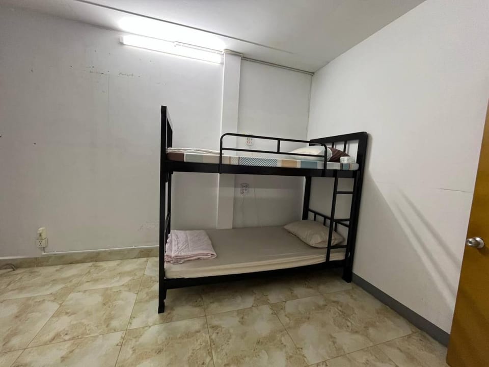 Frog Guesthouse Bed and Breakfast in Phnom Penh Province