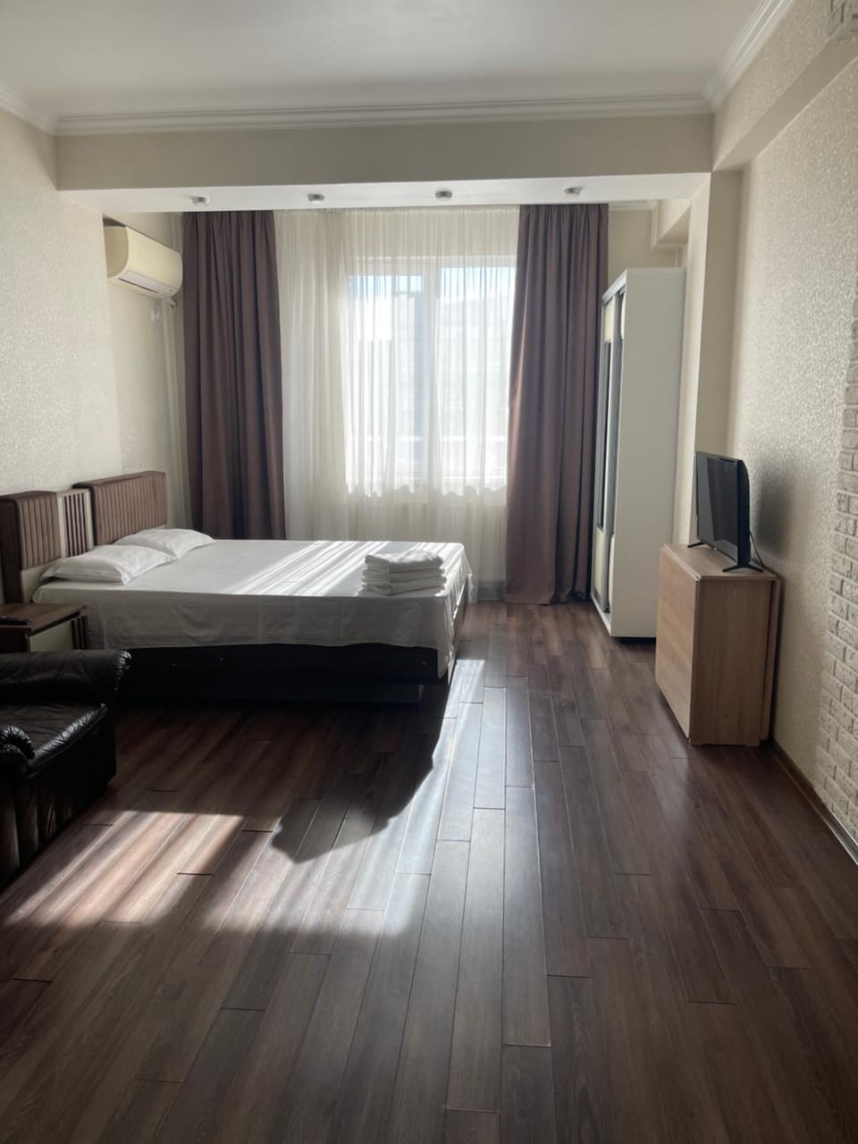 Комфортная квартира на Тестемицану Apartment in Chișinău