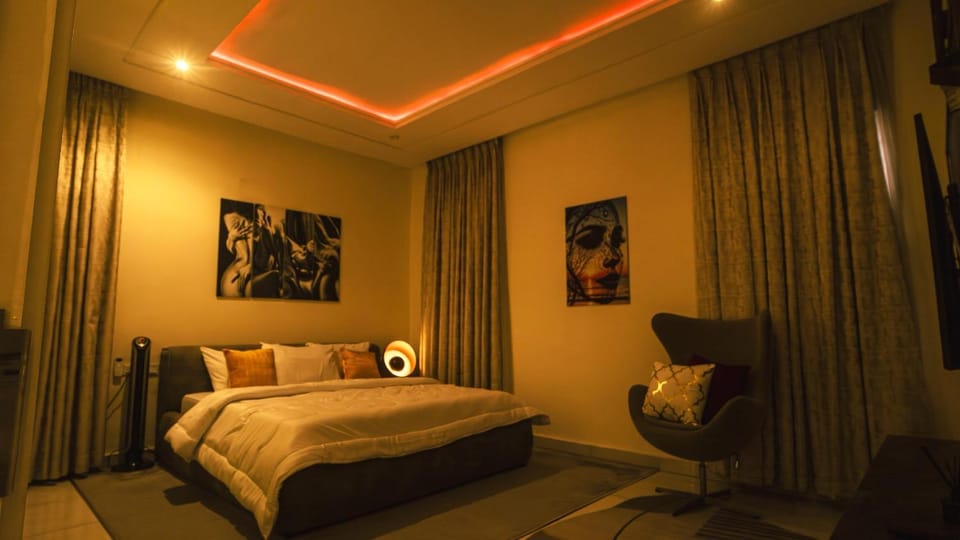 modern 3bedroom apartment with gym and swimming pool, ologolo, lekki Apartment in Lagos, Nigeria