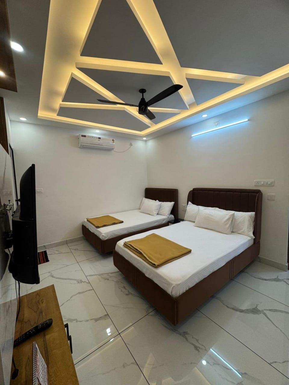 NEW LAHIZ SUITE ROOMs Apartment in Thiruvananthapuram