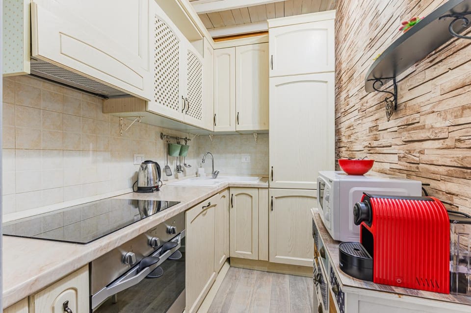 Kitchen or kitchenette, kitchen