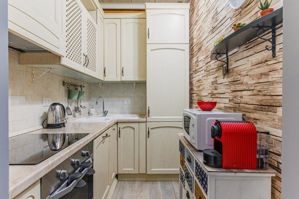 Kitchen or kitchenette, kitchen