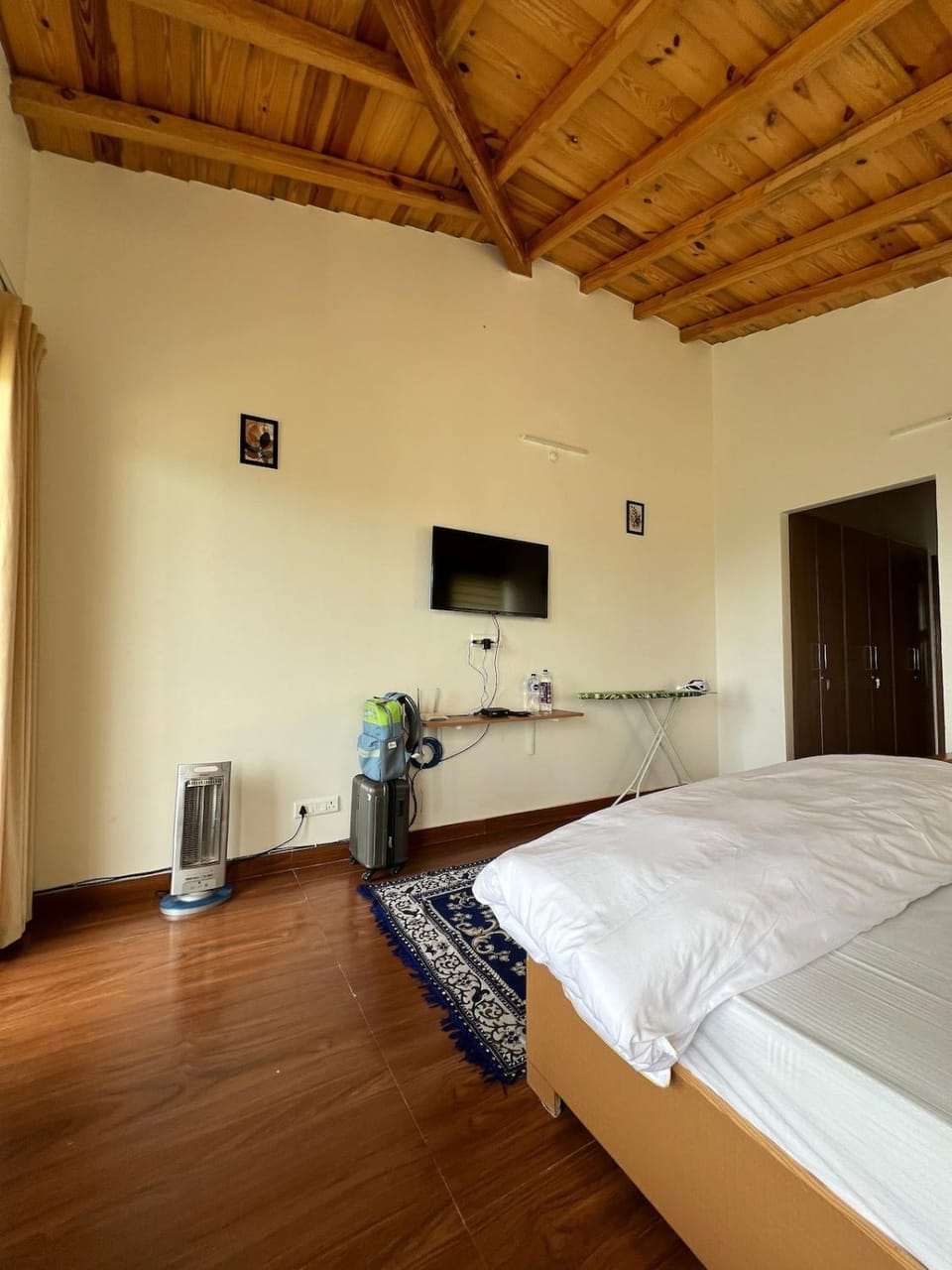 Mukteshwar Villa 5BHK w Scenic Mountain Views House in Uttarakhand