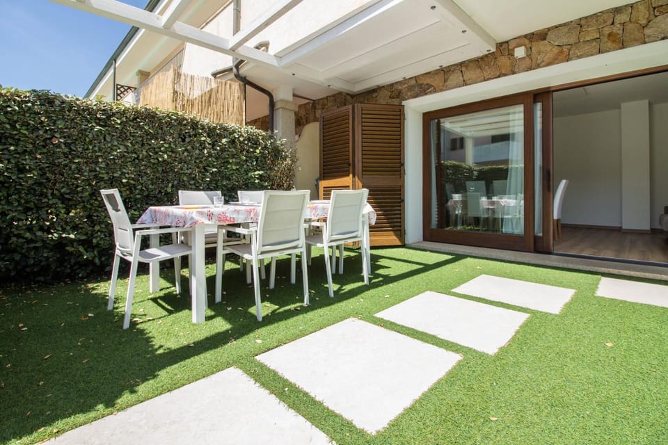 GuestHost - Apartment with Pool near the Sea Apartment in Palau