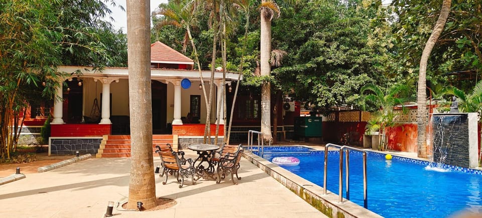 Day, Seating area, Garden view, Swimming pool