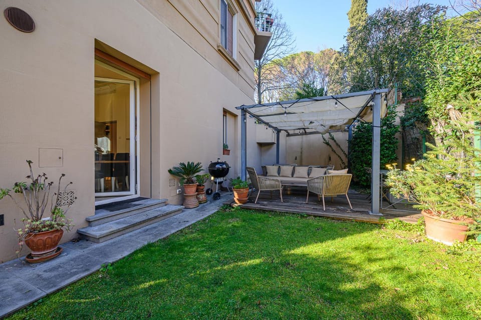 Garden, Garden view