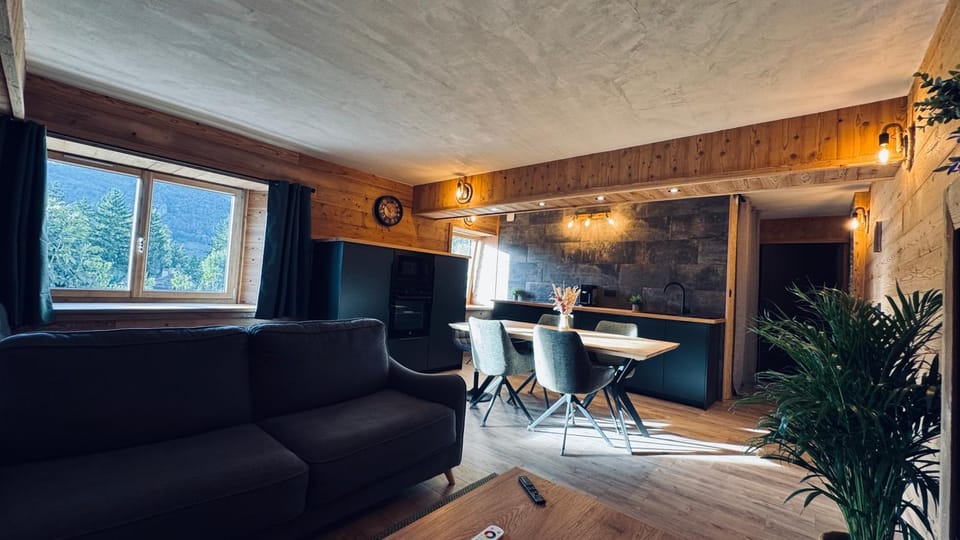 Kitchen or kitchenette, Living room, Dining area