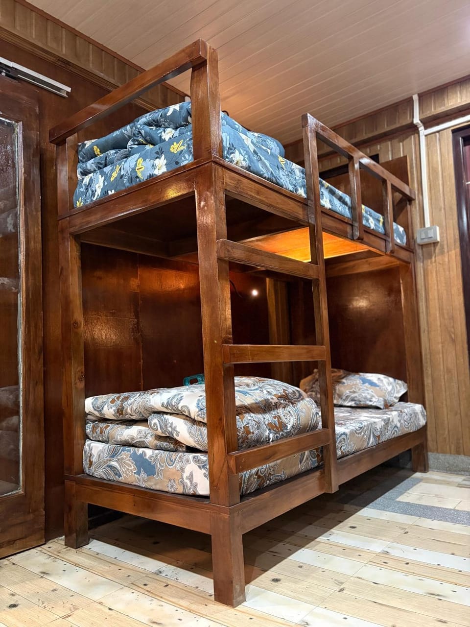 bunk bed