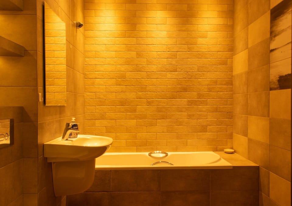 Duży pokój w mieszkaniu wspólnym z balkonem i miejscem parkingowym Vacation rental in Gdansk