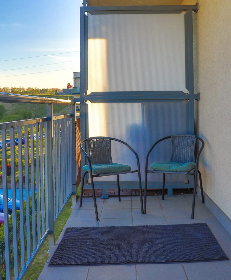 Duży pokój w mieszkaniu wspólnym z balkonem i miejscem parkingowym Vacation rental in Gdansk