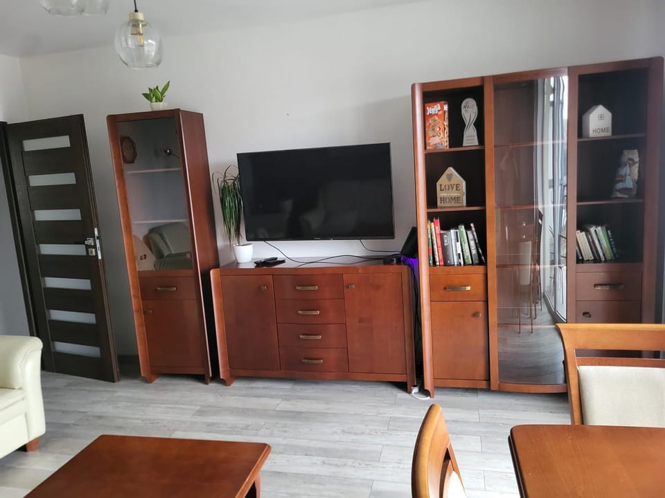 Duży pokój w mieszkaniu wspólnym z balkonem i miejscem parkingowym Vacation rental in Gdansk