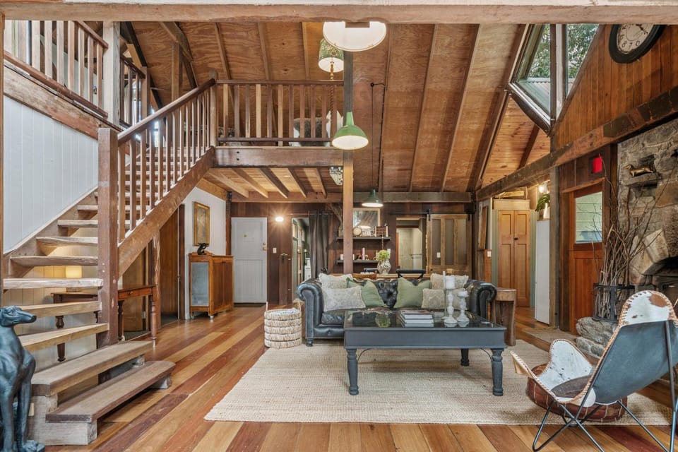 Rustic 3-Bed Retreat in Springbrook House in Springbrook