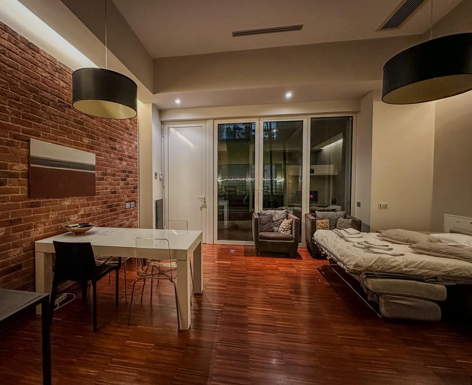 Bed, Living room, Seating area, Bedroom, air conditioner