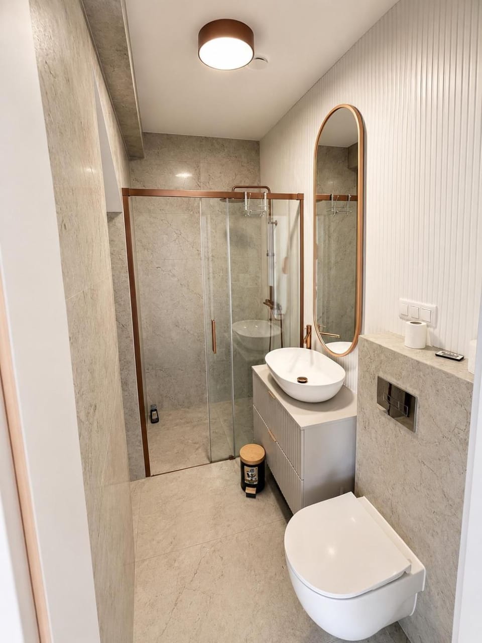 Nad Samą Wodą Villa Luksusowy dom nad Jeziorem z prywatnym pomostem i jacuzzi Villa in Poland
