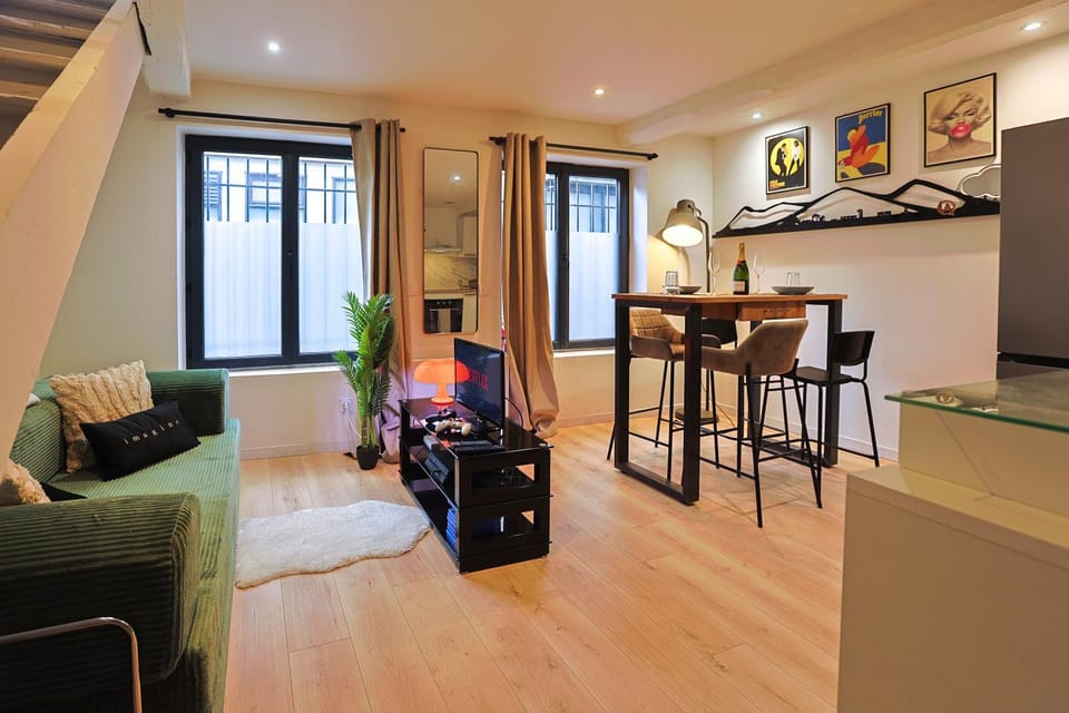 Suite Roséa - Place du peuple Apartment in Saint-Étienne