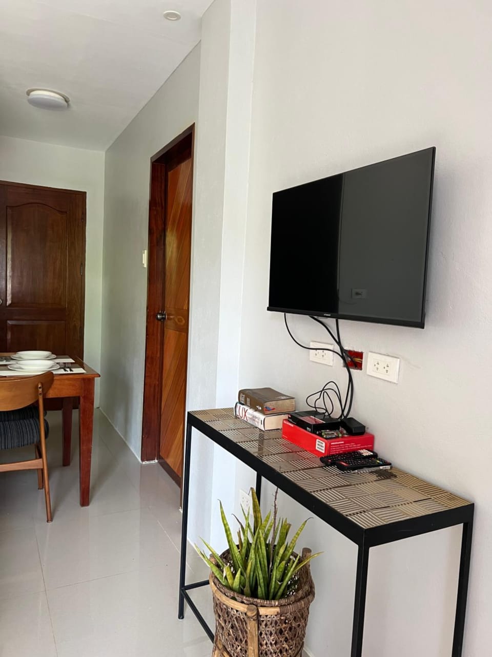 Summers Lounge Palawan Bed and Breakfast in Puerto Princesa