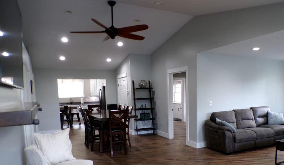 Spacious Lakefront Vacation Rental for an Unforgettable Family Getaway in the Finger Lakes near Burdett, New York House in Seneca Lake