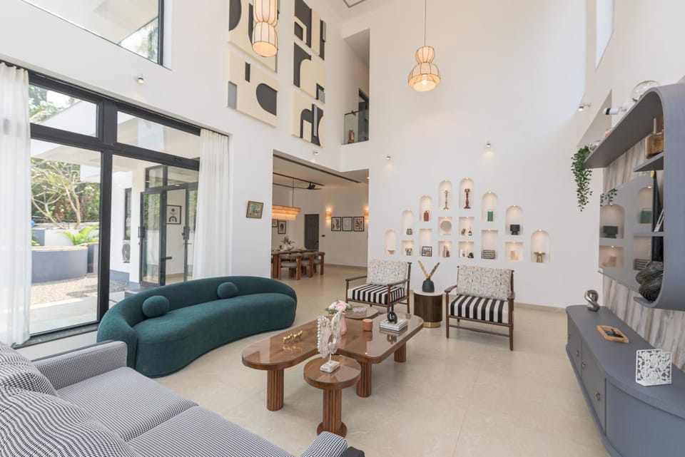 Living room, Seating area