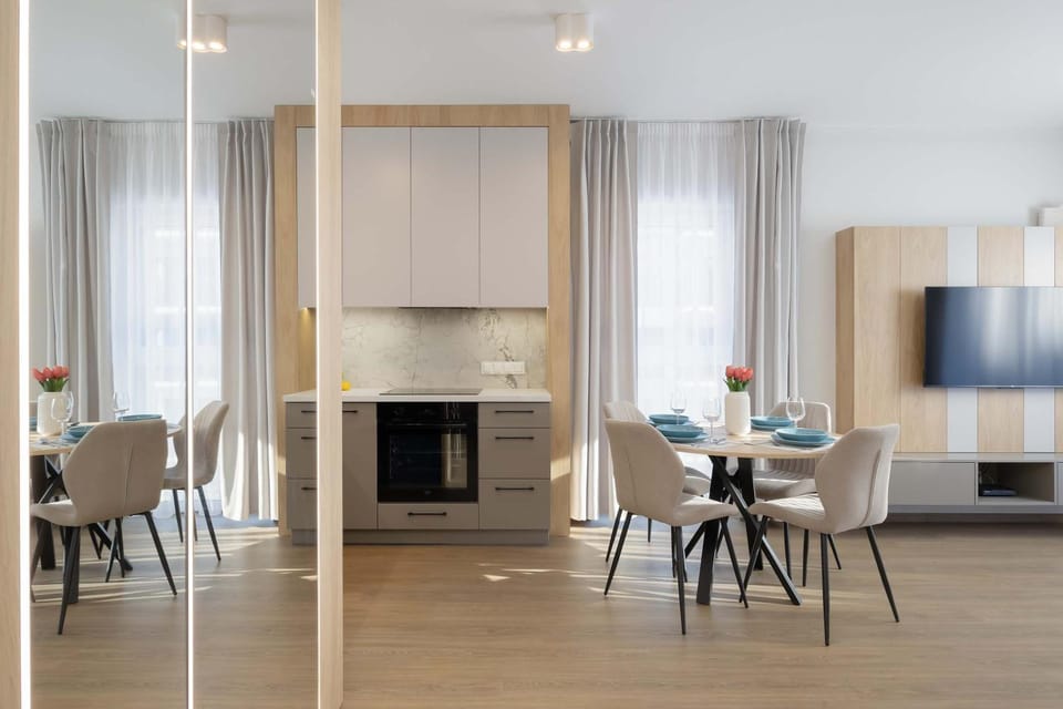 Kitchen or kitchenette, Seating area