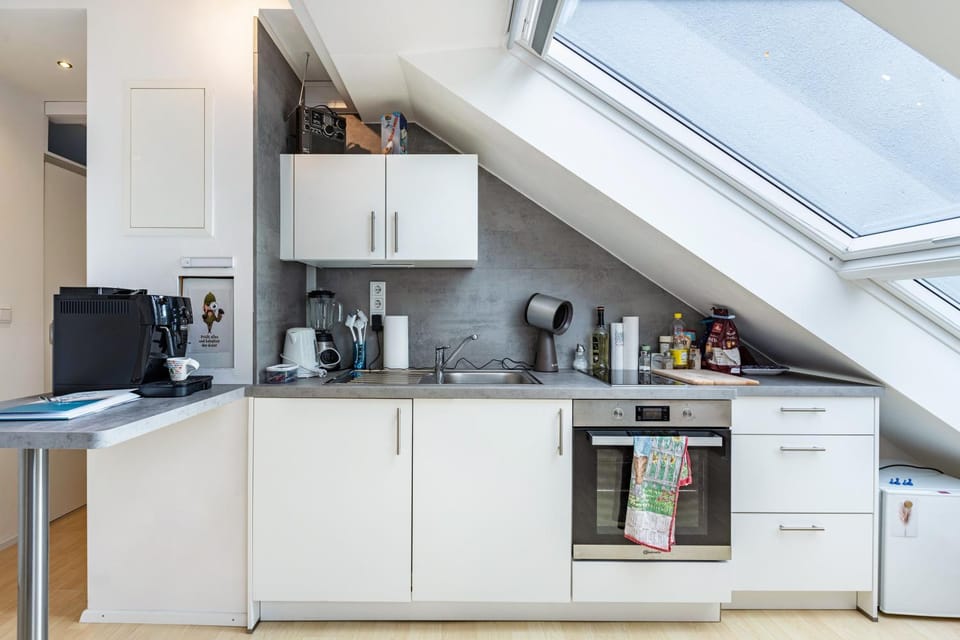 Property building, Kitchen or kitchenette, Living room