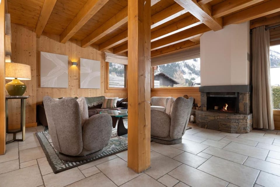 Folettes Chalet 4CH Jardin Vue Cheminee Jacuzzi Chalet in Chamonix