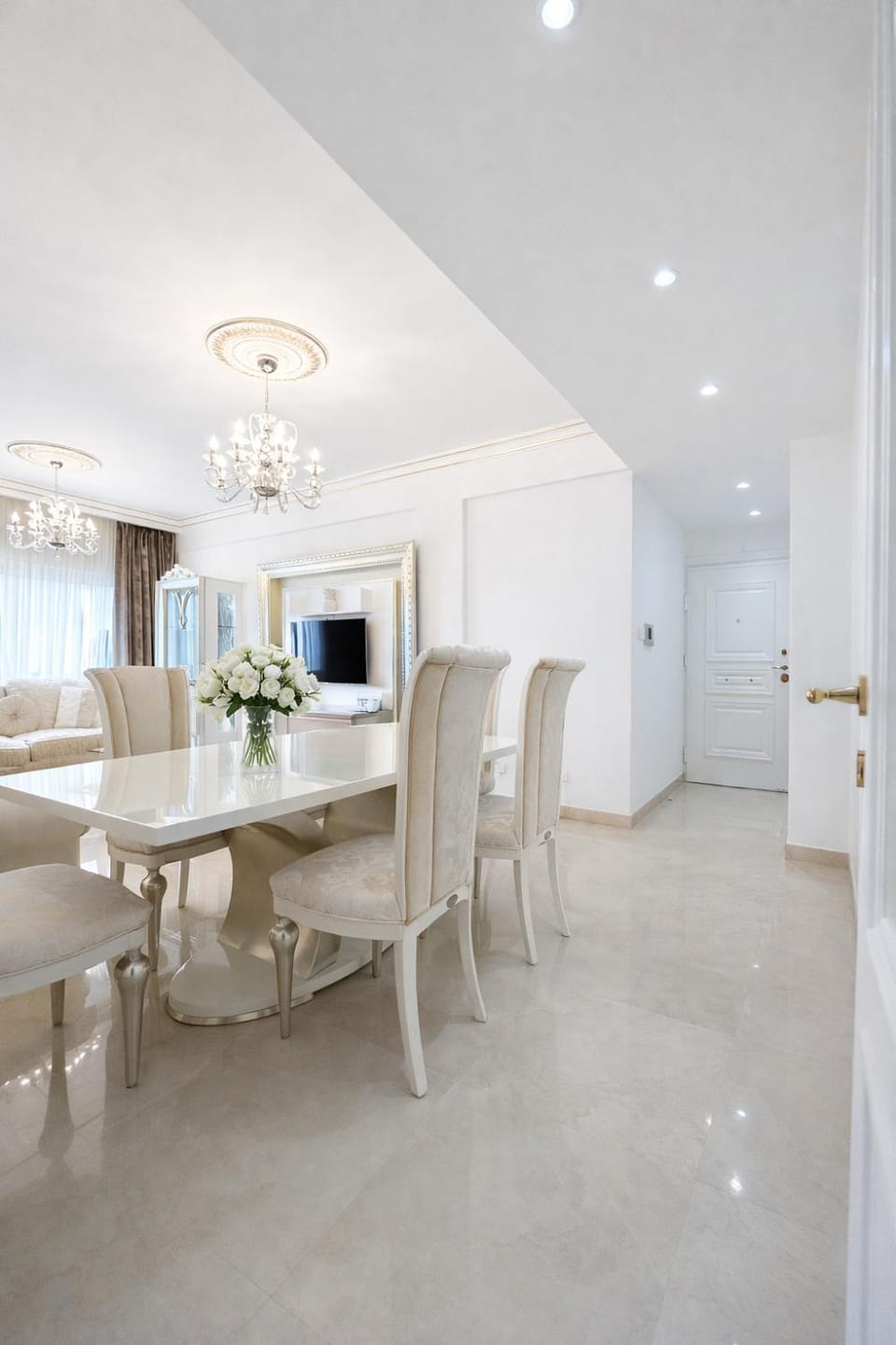 Living room, Dining area